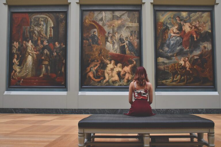 V současnosti Louvre vlastní více než 600 000 uměleckých děl, z nichž zhruba 500 000 je k vidění alespoň online. Foto: pixabay