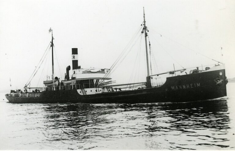 SS Manheim, sesterská loď parníku Karlsruhe. FOTO: Okänd fotograf / Sjöhistoriska museet, Public domain