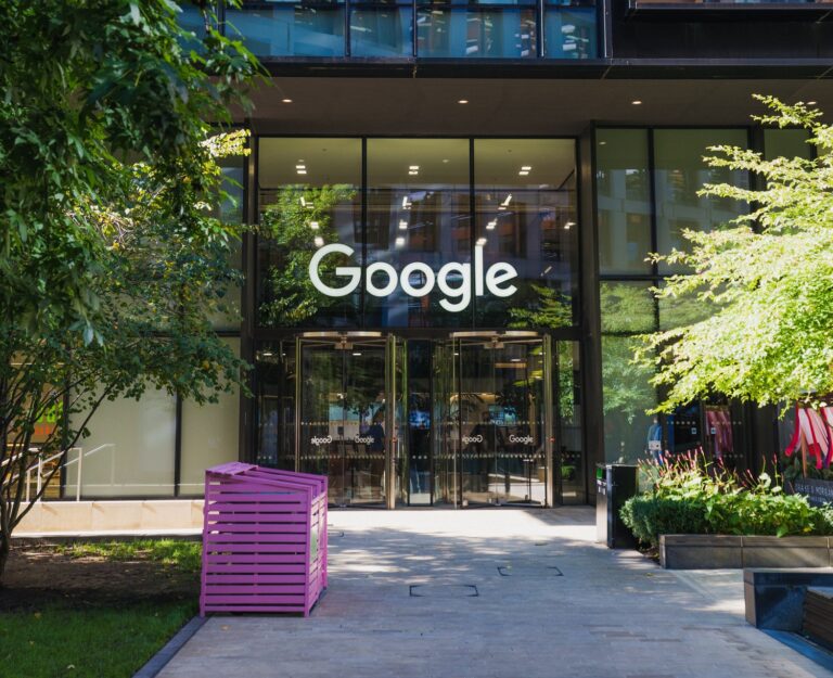 Své ústředí má společnost Google v obřím komplexu v Mountain View v Kalifornii. Foto: unsplash