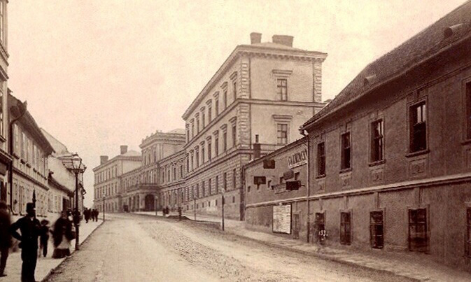 Novostavba nemocnice u sv. Anny v roce 1895. FOTO: Neznámý autor/Creative Commons/ Public domain