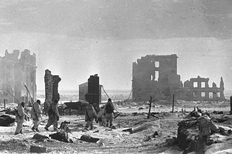 Zpustošené centrum Stalingradu. FOTO: RIA Novosti archive / Creative Commons / CC BY-SA 3.0