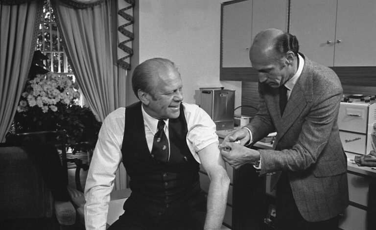 Prezident Gerald Ford stál v čele očkovací kampaně. FOTO: David Hume Kennerly / Creative Commons / volné dílo