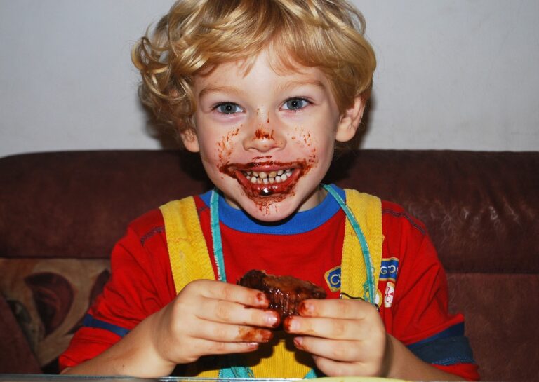 Děti čokoládu milují. FOTO: Pixabay