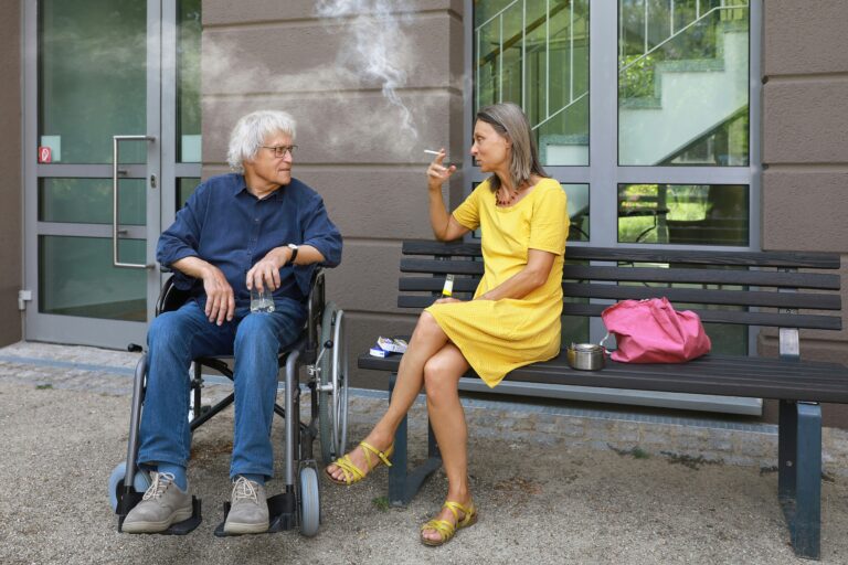 Jakmile člověk přestane kouřit, výrazně mu klesne riziko rozvoje kardiovaskulárních onemocnění. FOTO: Unsplash