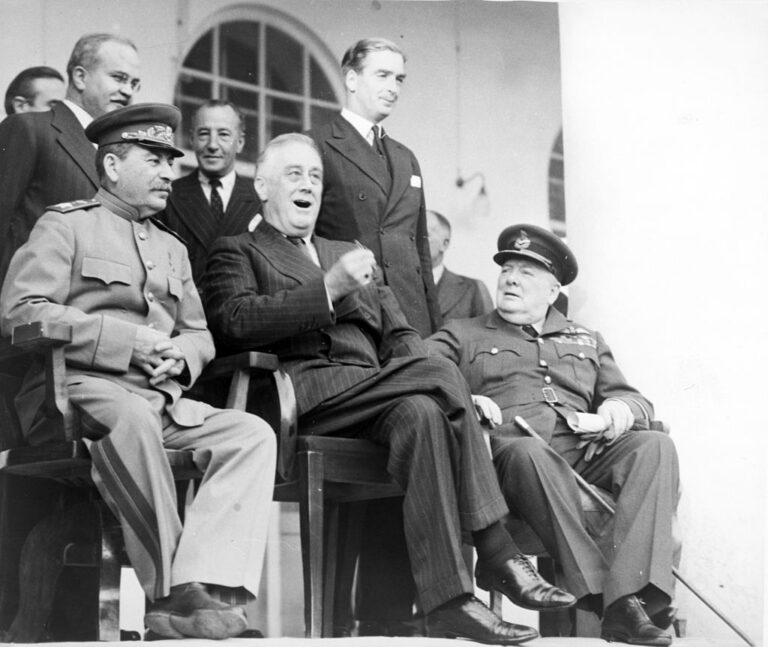 Stalin, Roosevelt a Churchill měli být cílem atentátníků. FOTO: 12th Army Air Force Signal Corps/Creative Commons/Public domain