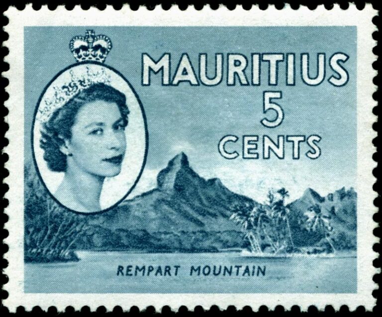 Poštovní známka z Mauricia s Alžbětiným portrétem. FOTO: scanned January 2006 by User:Stan Shebs/Creative Commons/Public domain