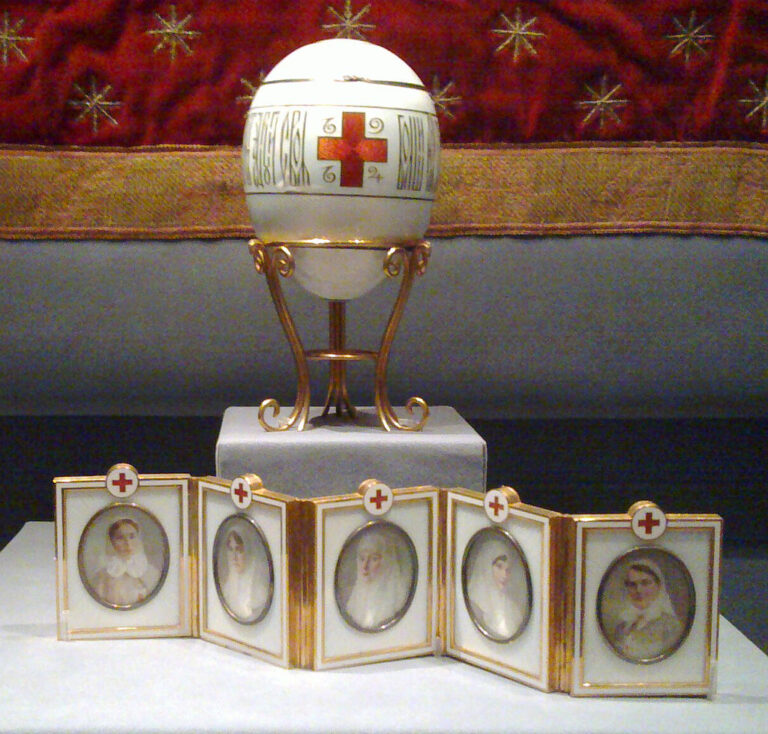 Vejce Červeného kříže. FOTO: House of Faberg/Creative Commons/CC BY 2.0