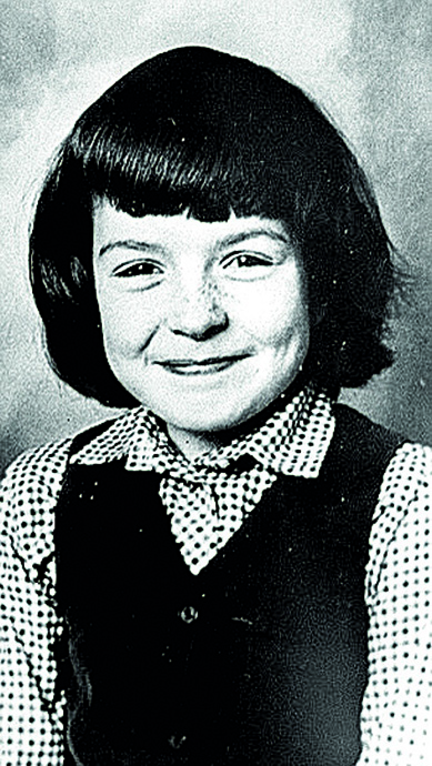 Pohřešovaná dívka Jennifer Cardy (9)