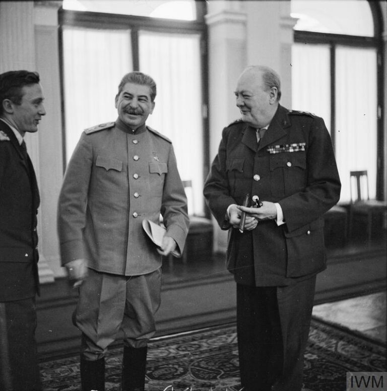 Stalinovi i Churchillovi atentátníci usilují o život. FOTO: jenikbyhistory.getarchive