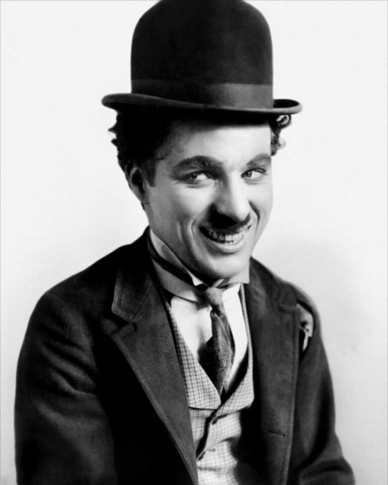 Dovede si představit Charlieho Chaplina bez jeho knírku? (P.D Jankens – Fred Chess, Volné dílo, commons.wikimedia)