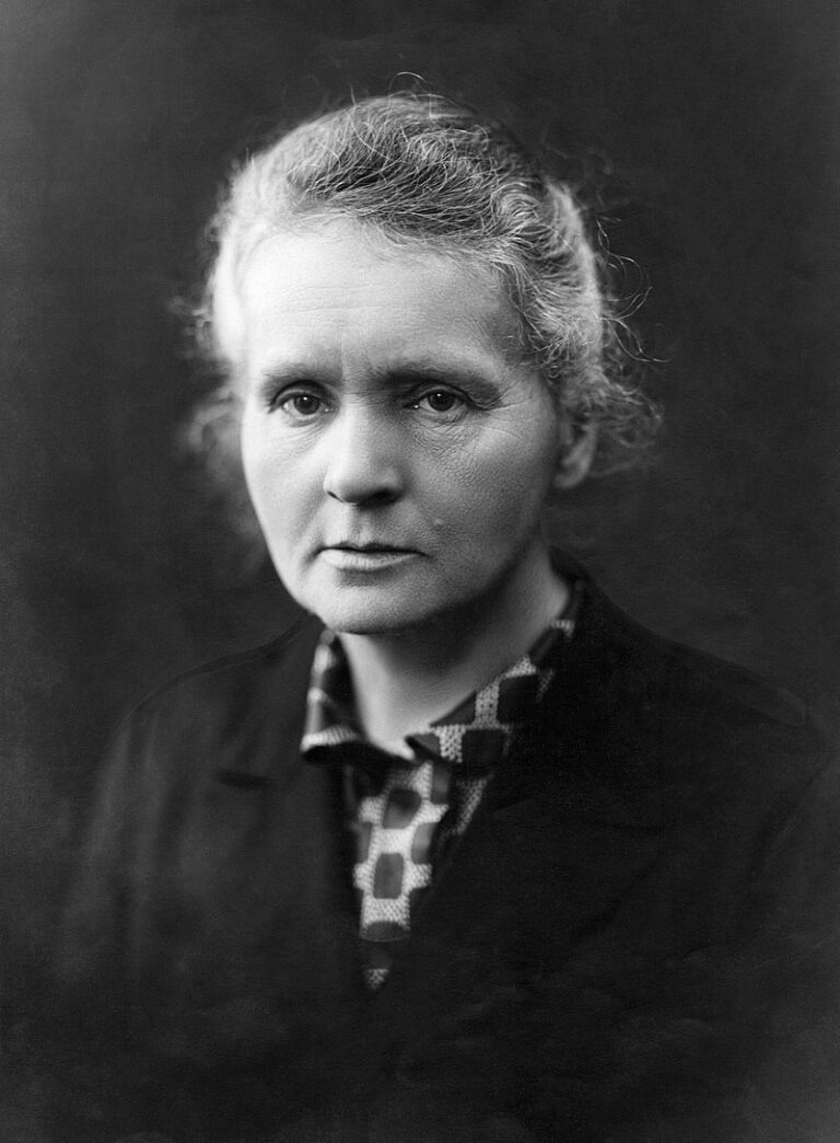 Marie Curie-Skłodowska patří dodnes mezi nejznámější vědkyně, na svém kontě má i Nobelovu cenu. FOTO: Henri Manuel/Creative Commons/Volné dílo