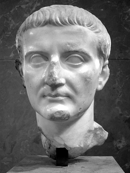 Tiberius si prý nechával stříhat vlasy jen v dorůstající fázi Měsíce. Foto: Giovanni Dall'Orto, Attribution, via Wikimedia Commons.