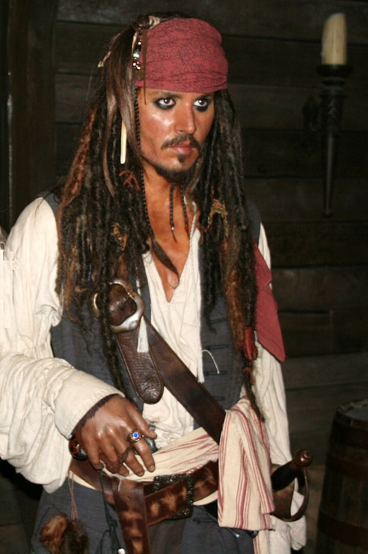 ... I těch zcela aktuálních, jako je Johnny Depp jako pirát Jack Sparrow (Ashley Rehnblom, CC BY 2.0, commons.wikimedia)