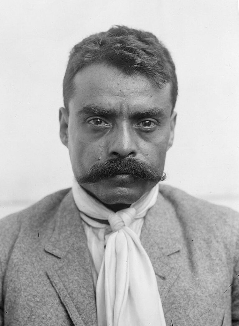 Emiliano Zapata Salazar byl jedním z nejvýznamnějších vojenských a rolnických vůdců mexické revoluce a symbolem rolnického odporu v Mexiku.