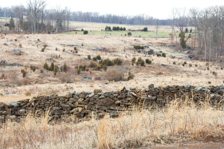 Na bojišti Gettysburgu proběhlo jedno z nejvýznamnějších a nejkrvavějších střetnutí americké občanské války mezi Severem a Jihem.