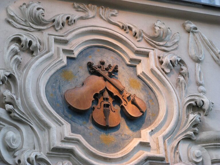 Kdo asi po nocích hrává na housle?