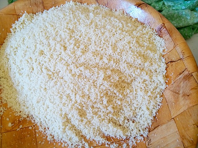 Syrový kuskus má podobu droboučkých kuliček.