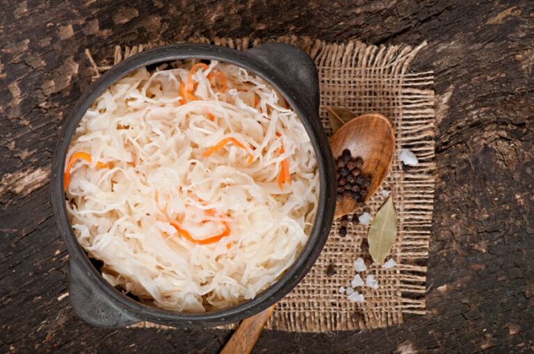 Kvašené zelí v zimě patří k vitamínovým bombám. Foto: Freepik