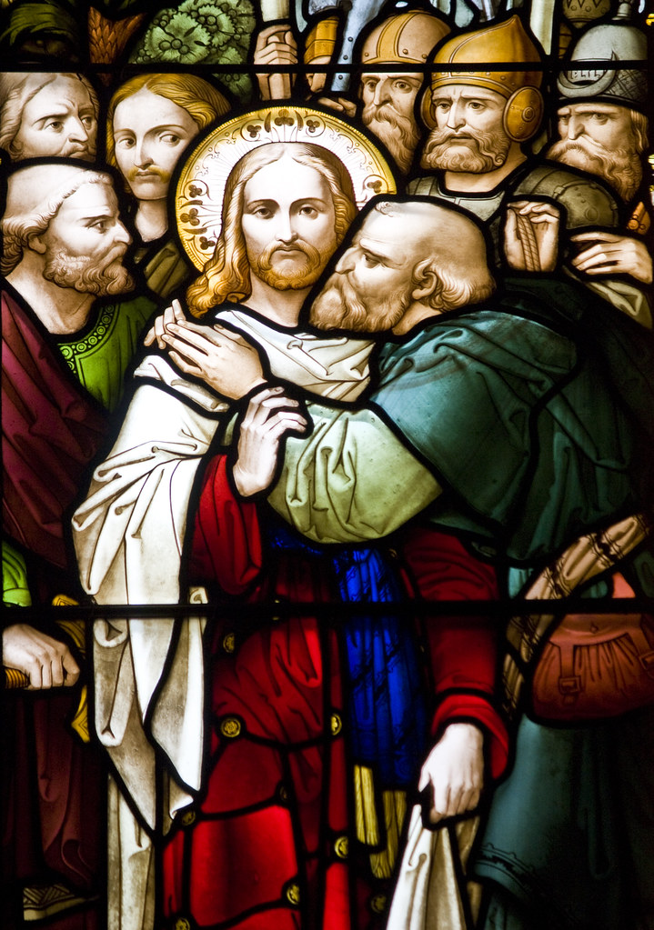 Ve středu Jidáš Iškariotský zradil Ježíše. Podle legendy ho prodal za 30 stříbrných.