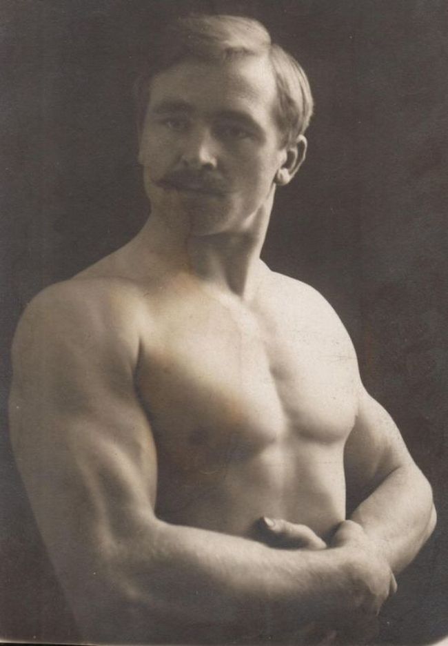 Rodinův model, boxer Jean Baud.