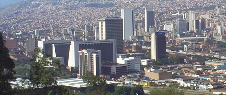 Chvíli se jí dokonce bojí celý Medellín.