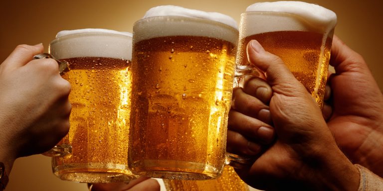 Nejvíce piva na hlavu se vypije v ČR, druhé jsou Seychely a třetí Rakousko. Až čtvrté je Německo a na pátém místě se poněkud překvapivě nachází Namibie.