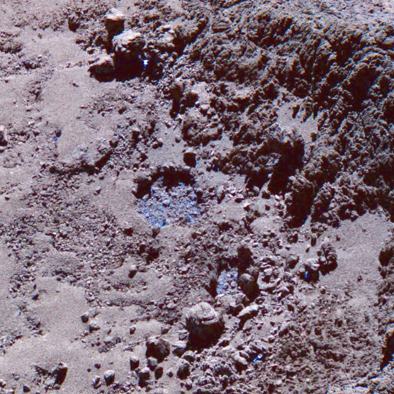 Led na kometě 67P/Čurjumov-Gerasimenko.