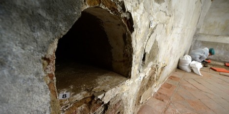 Krypta, v níž se možná nacházejí Cervantesovy kosti byla konečně otevřena.