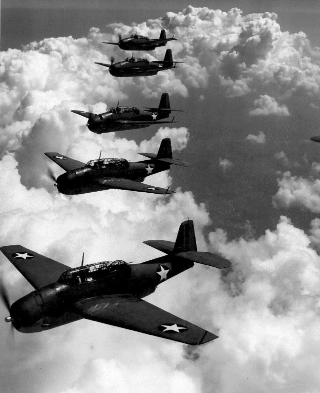 Letadla, ztracená v roce 1945, nebyla jediná, která zmizela beze stopy.