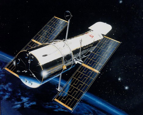 Černou díru v srdci galaxie CID-947 se podařilo nejdříve objevit pomocí Hubbleova vesmírného teleskopu. Potvrzení její existence přišlo nyní i z Keckova infračerveného dalekohledu umístěného na Havaji, rentgenové observatoře Chandra a evropské rentgenové observatoře XMM Newton.